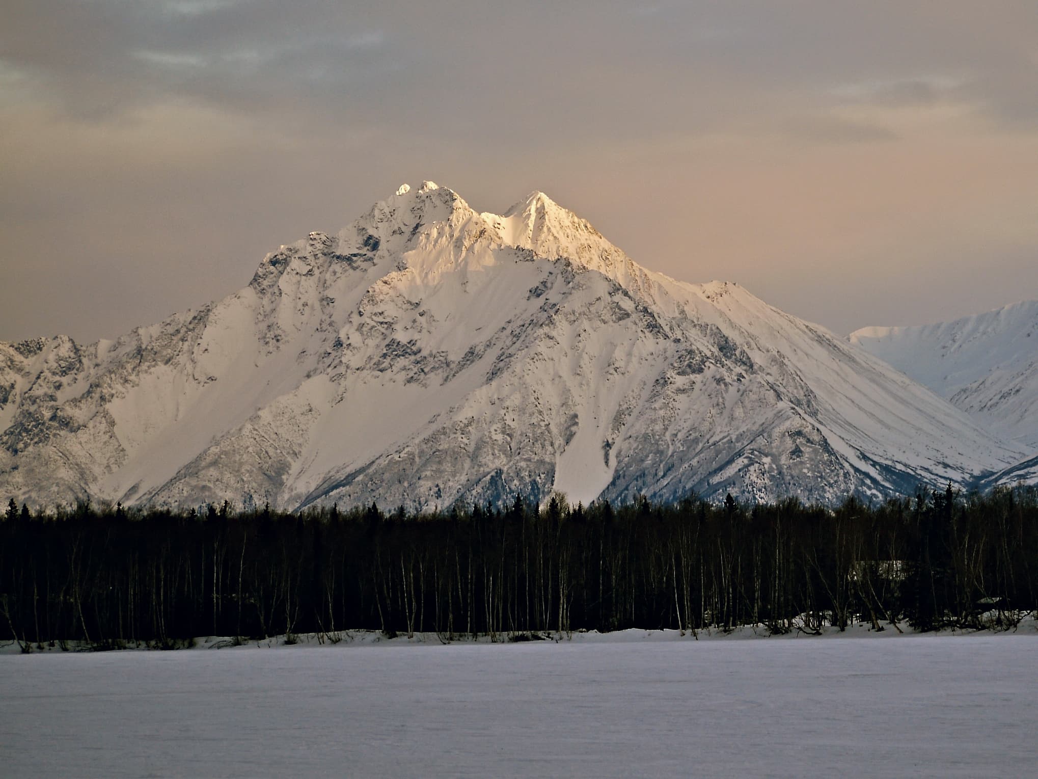 Pioneer Peak, Alaska, general mountain profile